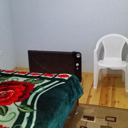 Dusti Apartment Хужанд Екстериор снимка