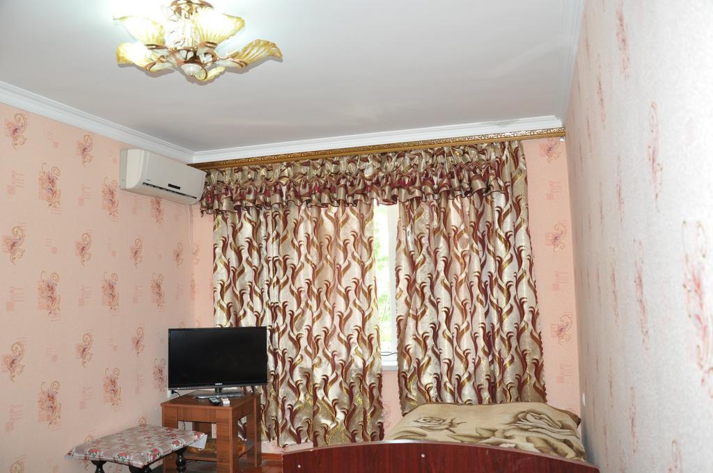 Dusti Apartment Хужанд Екстериор снимка